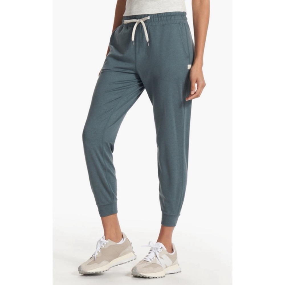 VUORI WOMENS PERFORMANCE JOGGER - lake heather - small